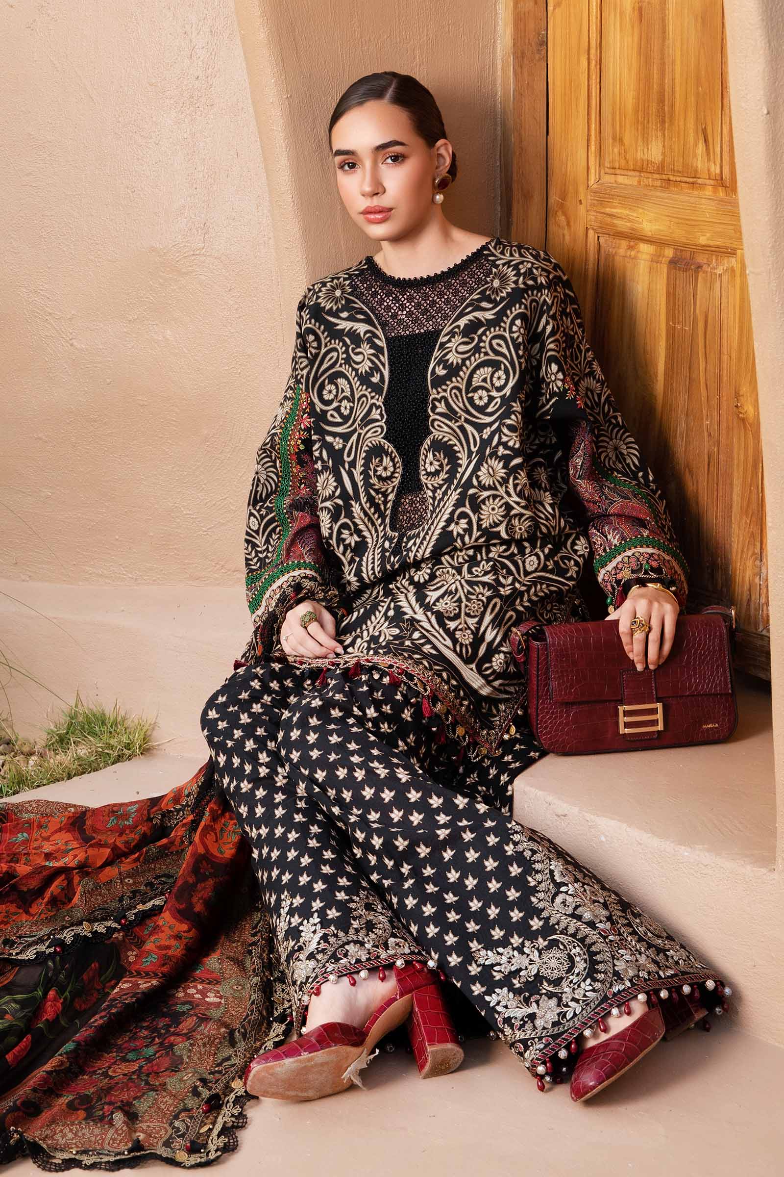 3 Piece Unstitched Printed Lawn Suit | MPT-2512-B | Maria B