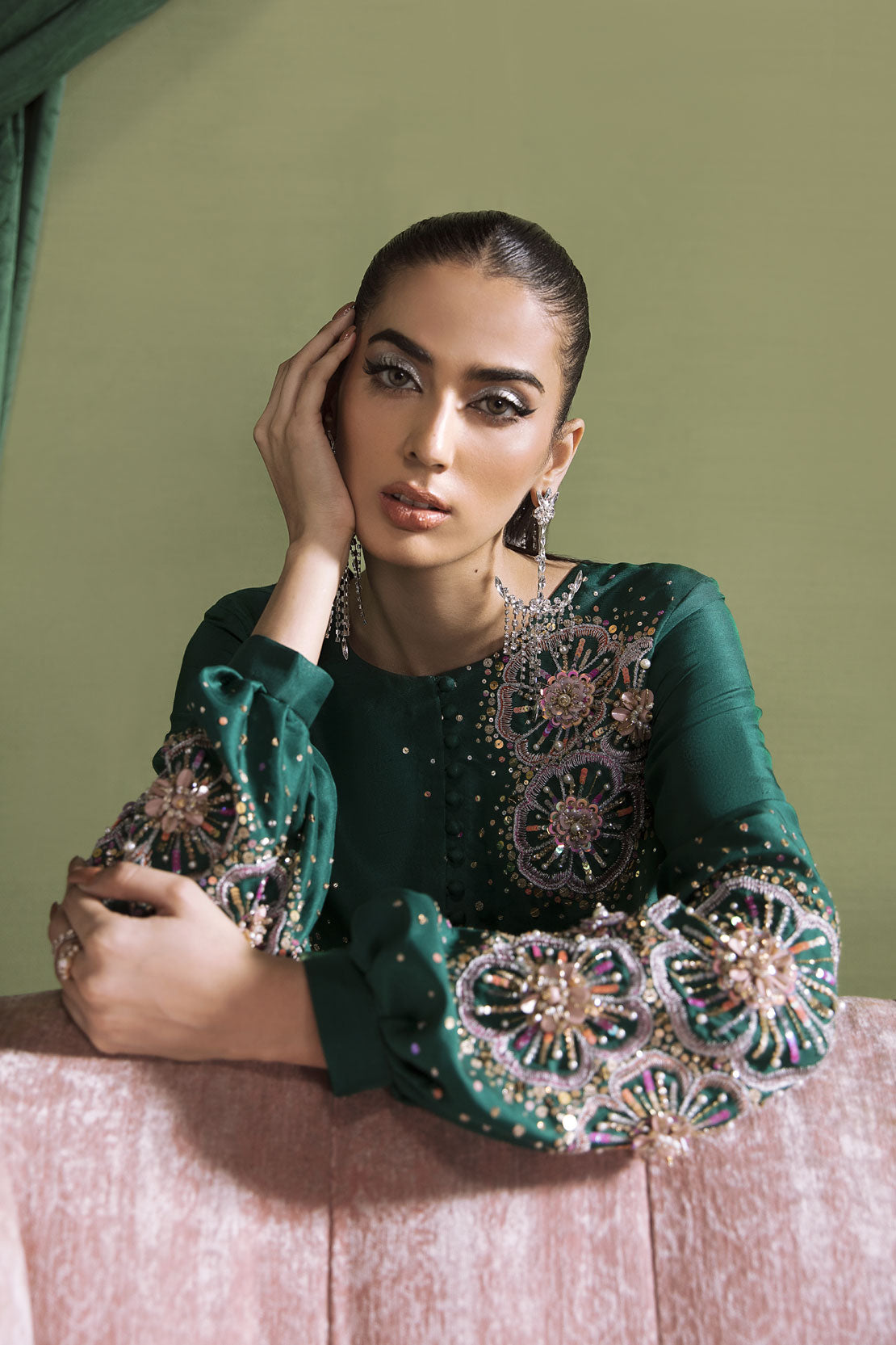 OLIVIA - KANWAL MALIK