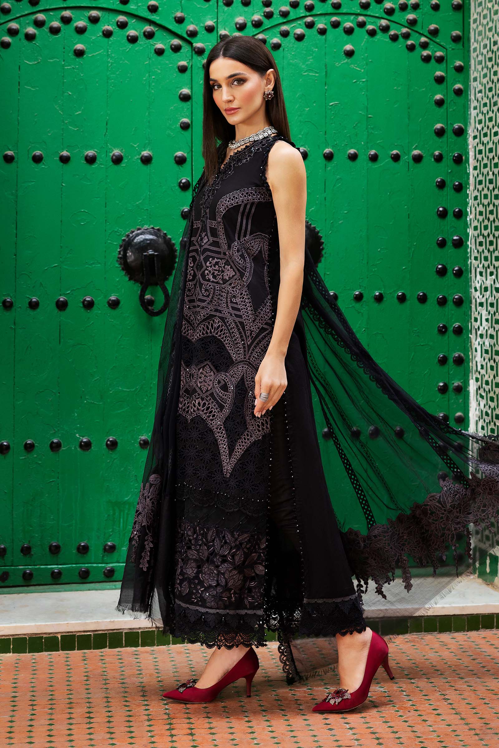 3 Piece Unstitched Embroidered Lawn Suit | D-2512-B | Maria B
