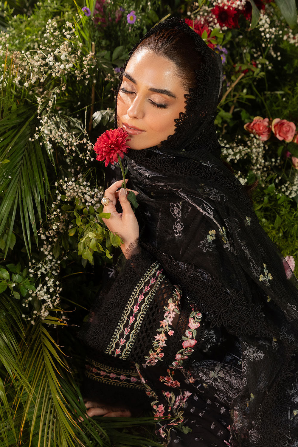 Design 14B Luxury Lawn 2025 Unstitched | Sobia Nazir